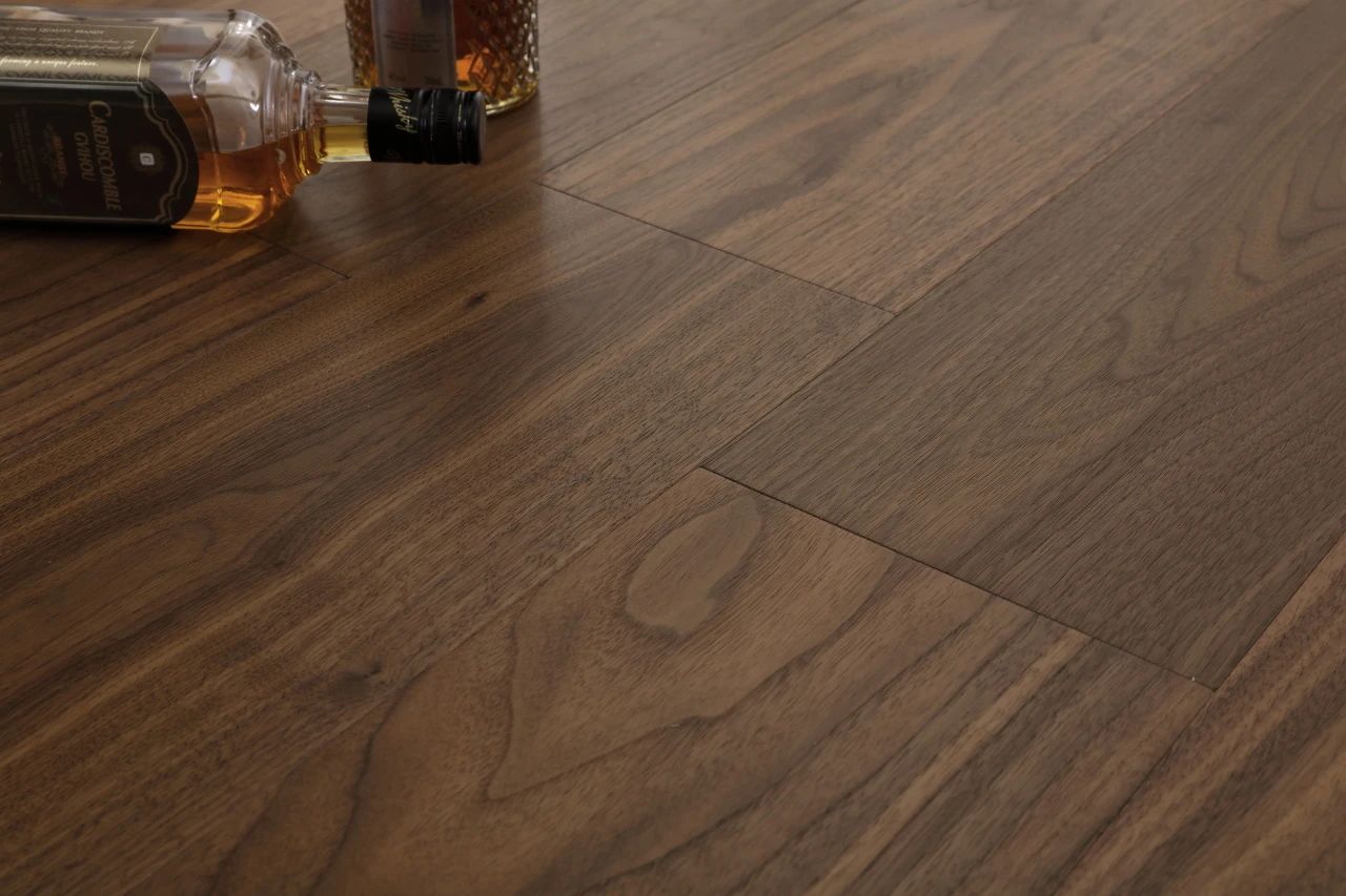 Himonia Floor Coating EU Series - Unlocking a New Chapter of Luxury in Oak and Black Walnut